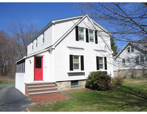 Unit for sale at 166 South Rd, Bedford, MA 01730