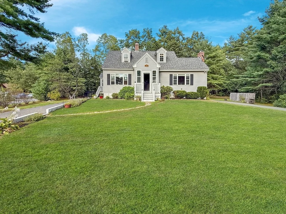 Unit for sale at 190 Hobbs, Pelham, NH 03076