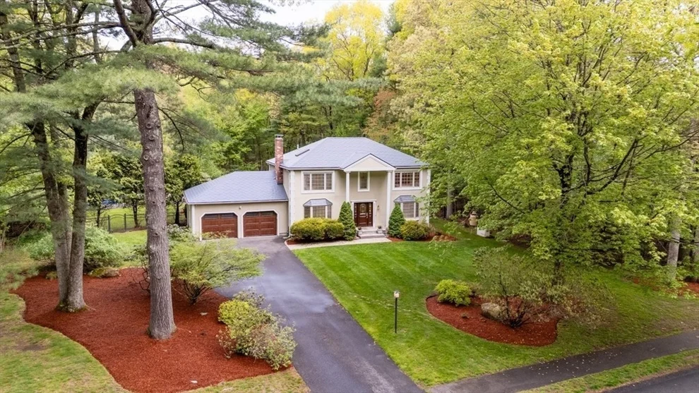 Unit for sale at 4 Pheasant Hill Rd, Hopkinton, MA 01748