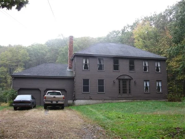 Unit for sale at 65 Dearth Hill, Brimfield, MA 01010