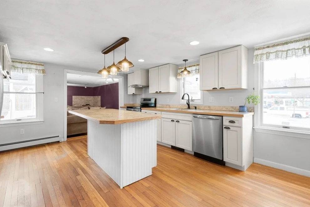 Unit for sale at 11 Central St, Georgetown, MA 01833