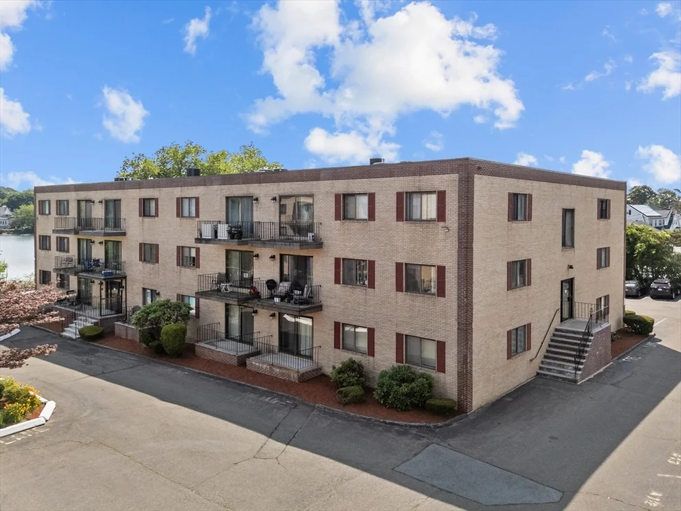 Unit for sale at 404 Broadway, Lynn, MA 01904