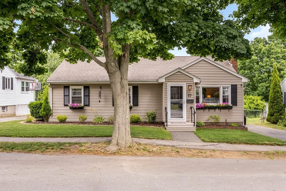 Unit for sale at 17 Kosciusko, Peabody, MA 01960