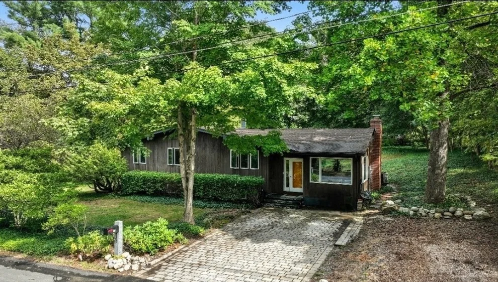 Unit for sale at 54 Minot Rd, Concord, MA 01742