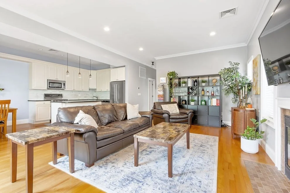 Unit for sale at 474 E 3rd, Boston, MA 02127