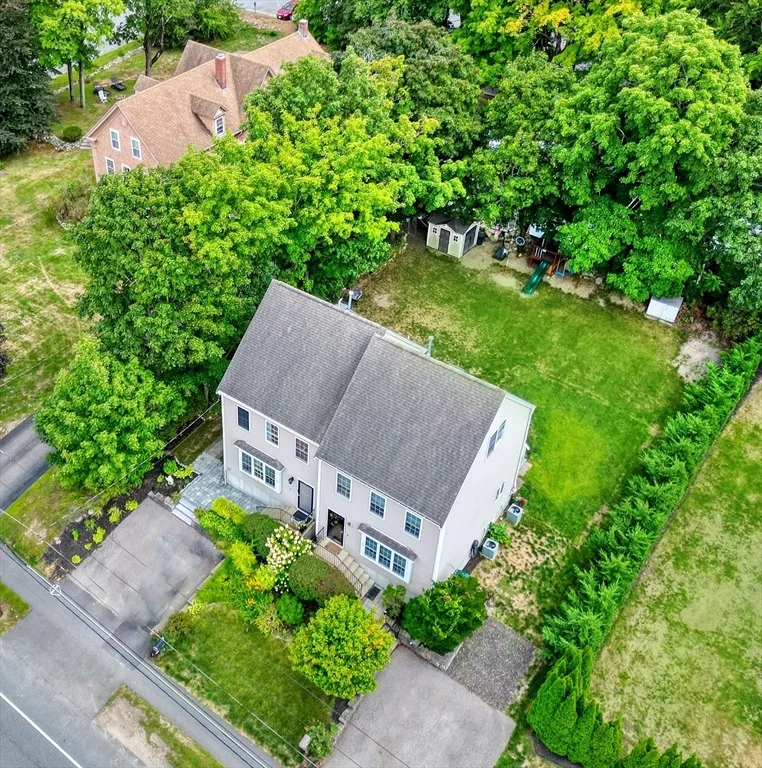 Unit for sale at 39 Mechanic St, Foxboro, MA 02035