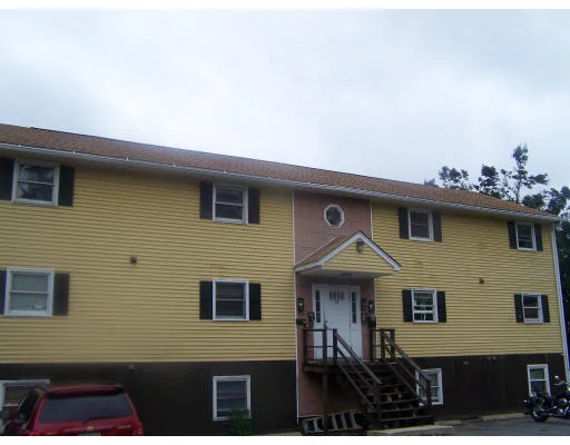 Unit for sale at 33 Everard St, Worcester, MA 01605