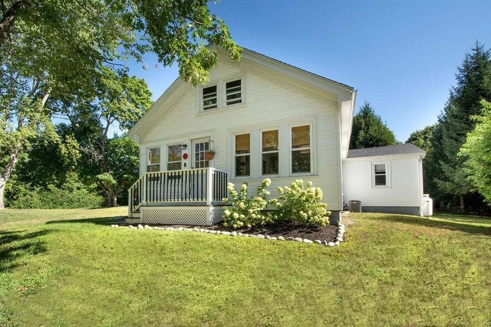 Unit for sale at 4 Mullen Way, Bridgewater, MA 02324