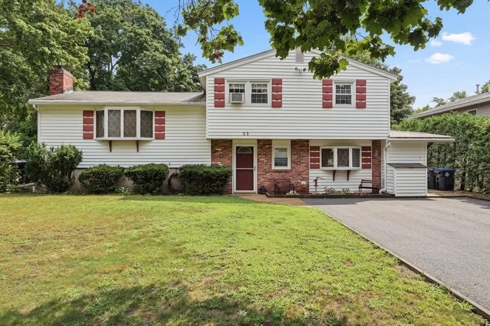 Unit for sale at 33 Rolling Ln, Hudson, MA 01749