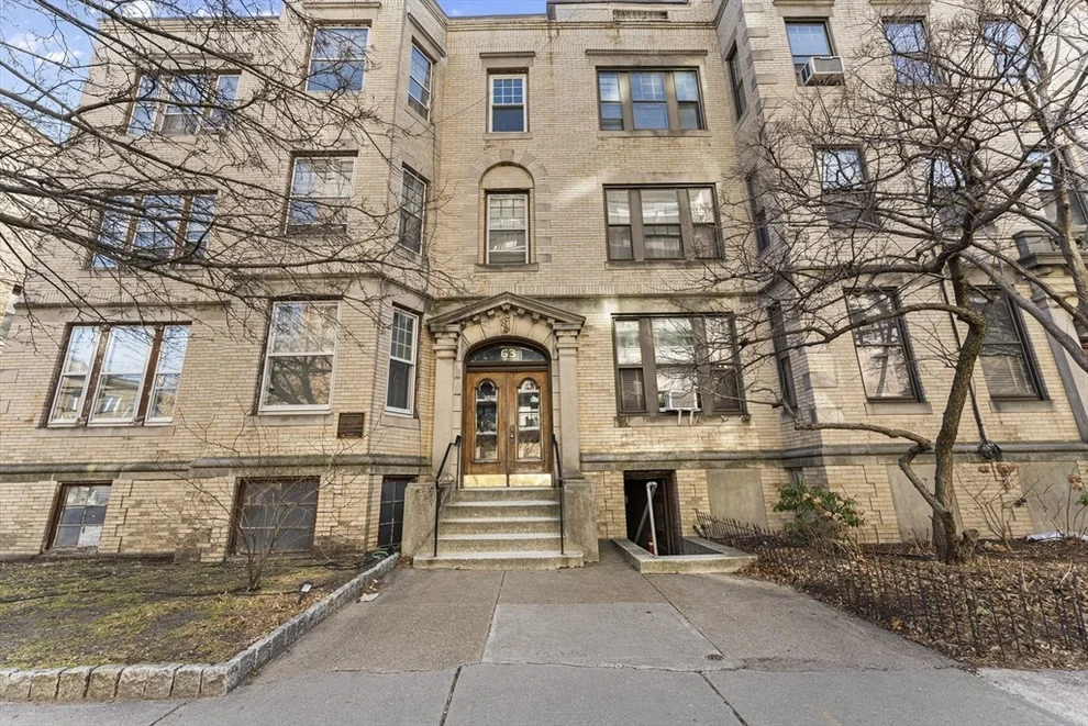 Unit for sale at 63 Longwood Ave, Brookline, MA 02446