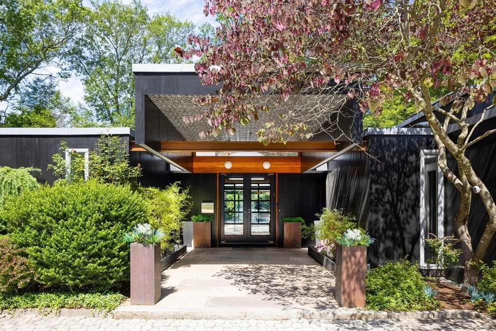 Unit for sale at 50 Crestwood Rd, Newton, MA 02465