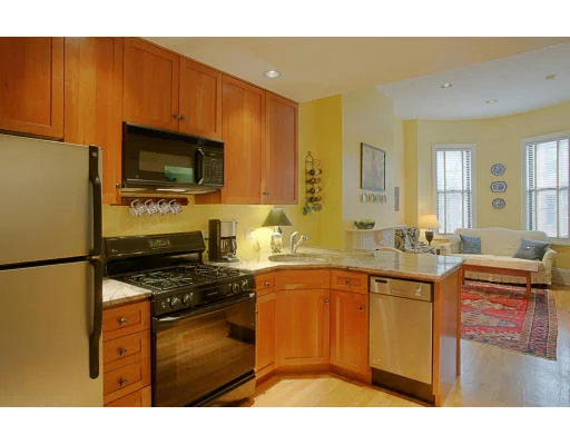 Unit for sale at 139 W Newton St, Boston, MA 02118