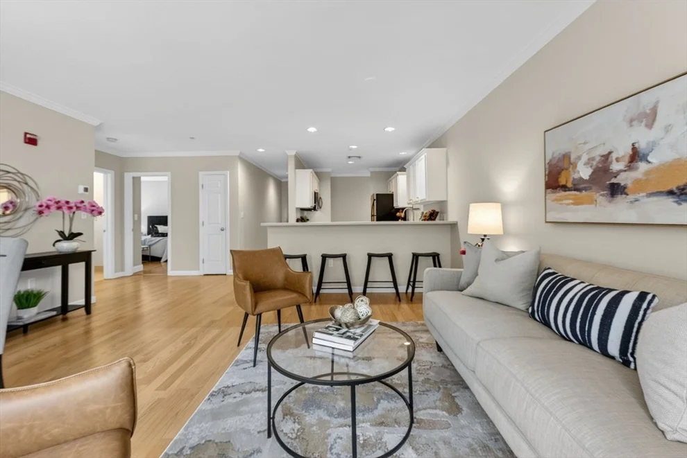 Unit for sale at 974 Main St, Wakefield, MA 01880