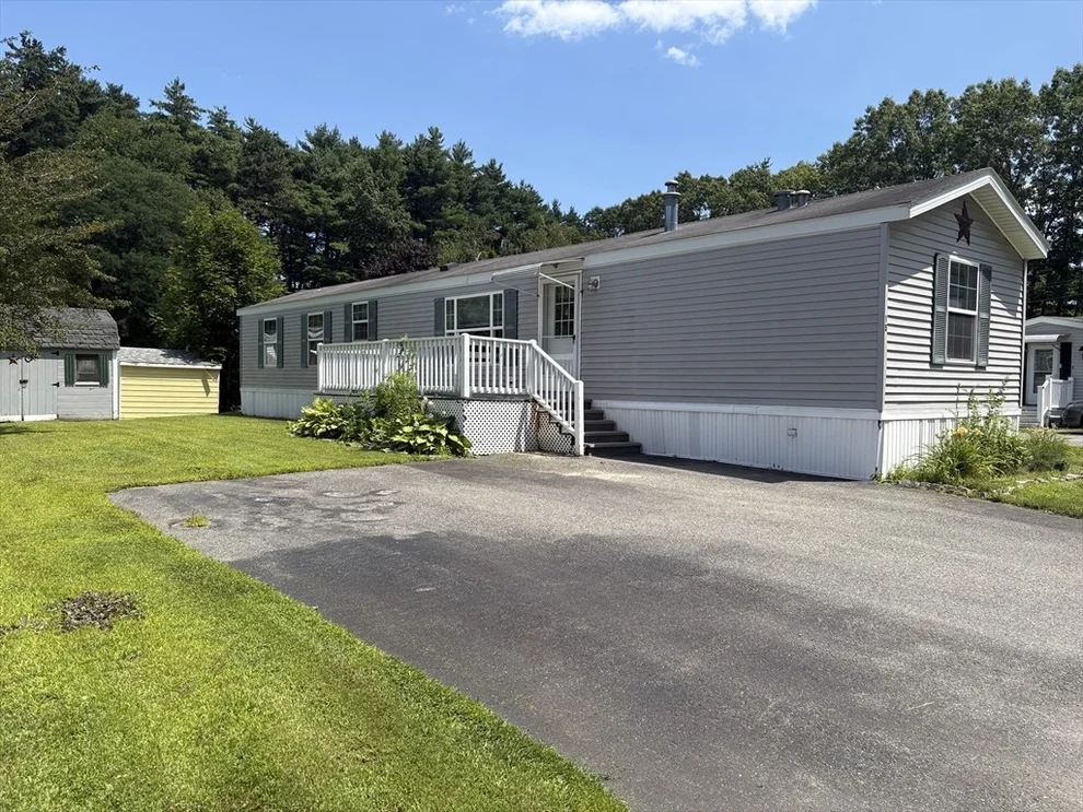 Unit for sale at 15 Wendy Way, Merrimac, MA 01860