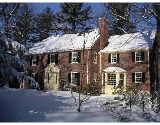 Unit for sale at 123 Lincoln Road, Lincoln, MA 01773