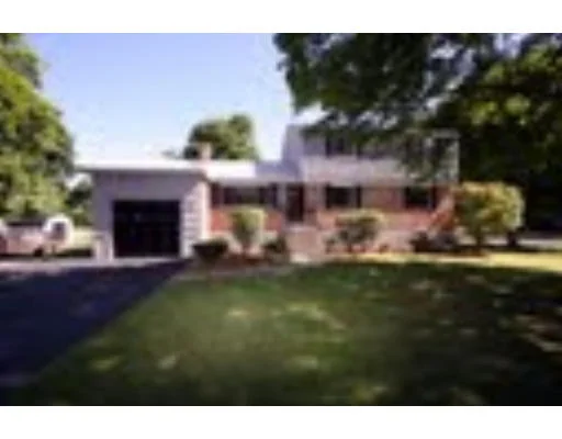 Unit for sale at 6 Genardy Way, Framingham, MA 01701