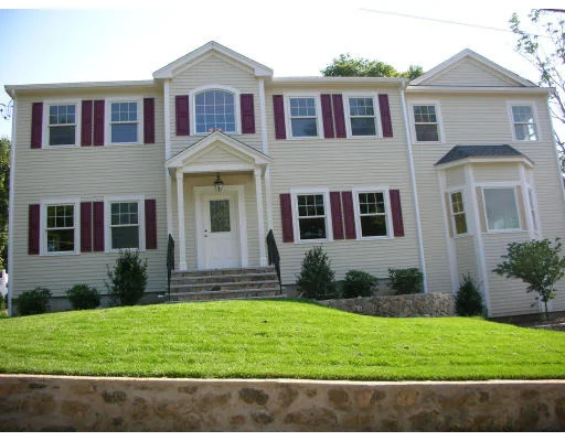Unit for sale at 9 Stearns Street, Westwood, MA 02090