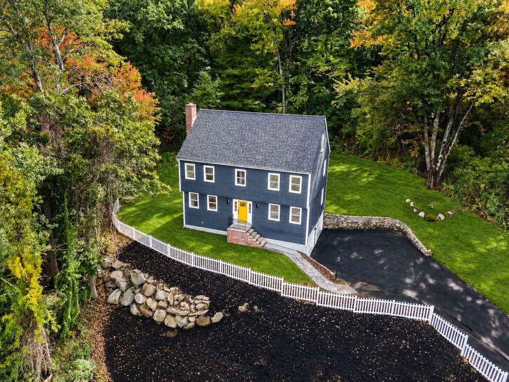 Unit for sale at 17 Ferry Rd, Methuen, MA 01844