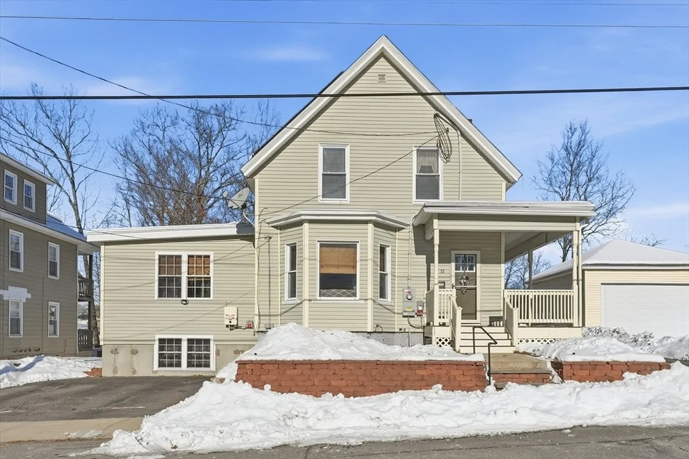 Unit for sale at 52 Church St, Gardner, MA 01440