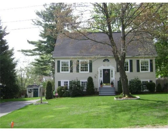 Unit for sale at 6 Bergstrom Rd, Worcester, MA 01606