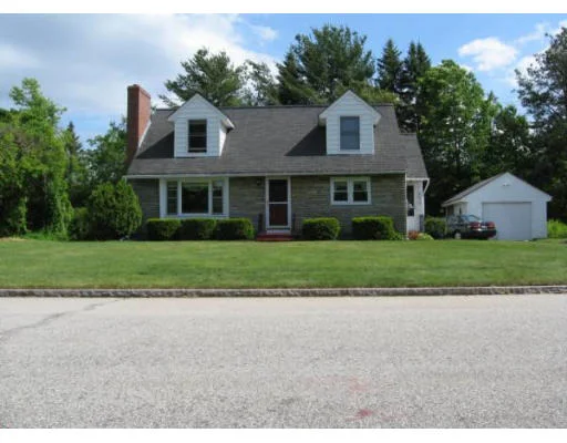 Unit for sale at 200 Fieldcrest Road, Manchester, NH 03102