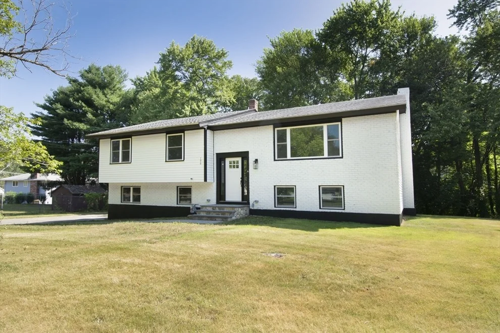 Unit for sale at 196 Chapin, Hudson, MA 01749
