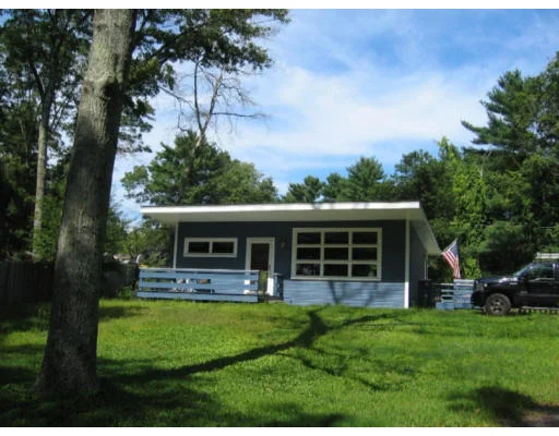Unit for sale at 11 High Ave, Pembroke, MA 02359