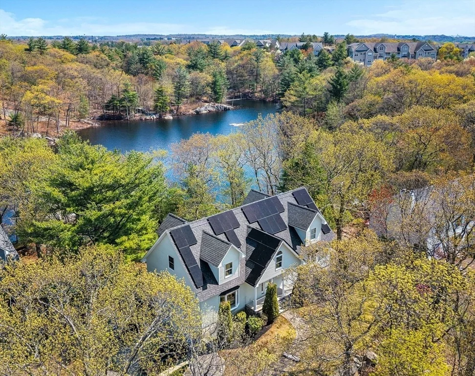 Unit for sale at 19 Hammersmith Dr, Saugus, MA 01906