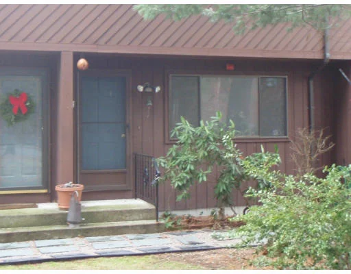 Unit for sale at 576 Dedham St, Wrentham, MA 02093