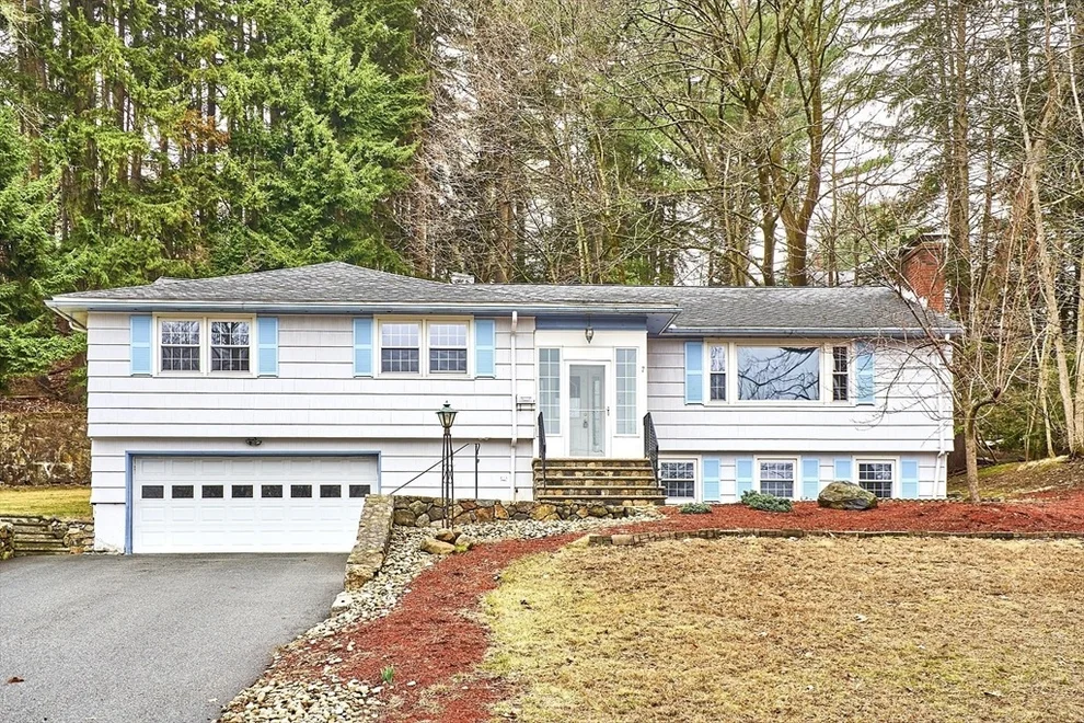 Unit for sale at 7 Joyce Terrace, Andover, MA 01810