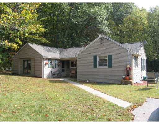 Unit for sale at 15 Larkin Ave, Uxbridge, MA 01569