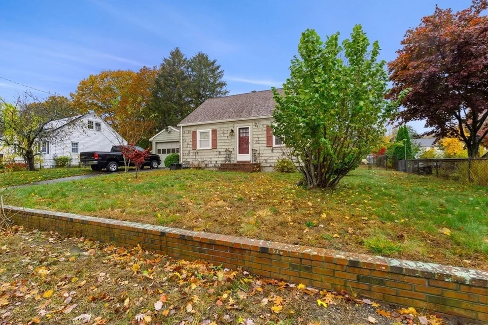 Unit for sale at 17 Donald Rd, Stoughton, MA 02072