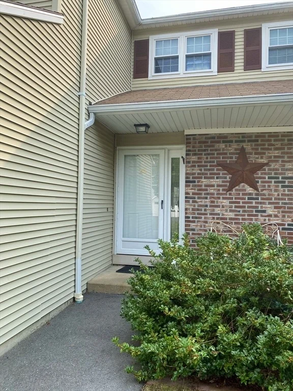 Unit for sale at 26 Chapman Place, Leominster, MA 01453