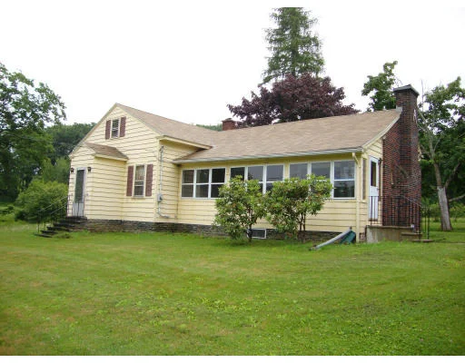 Unit for sale at 209 Rawson St, Leicester, MA 01524