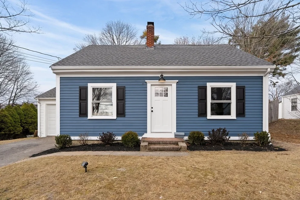 Unit for sale at 74 Magnolia St, Braintree, MA 02184