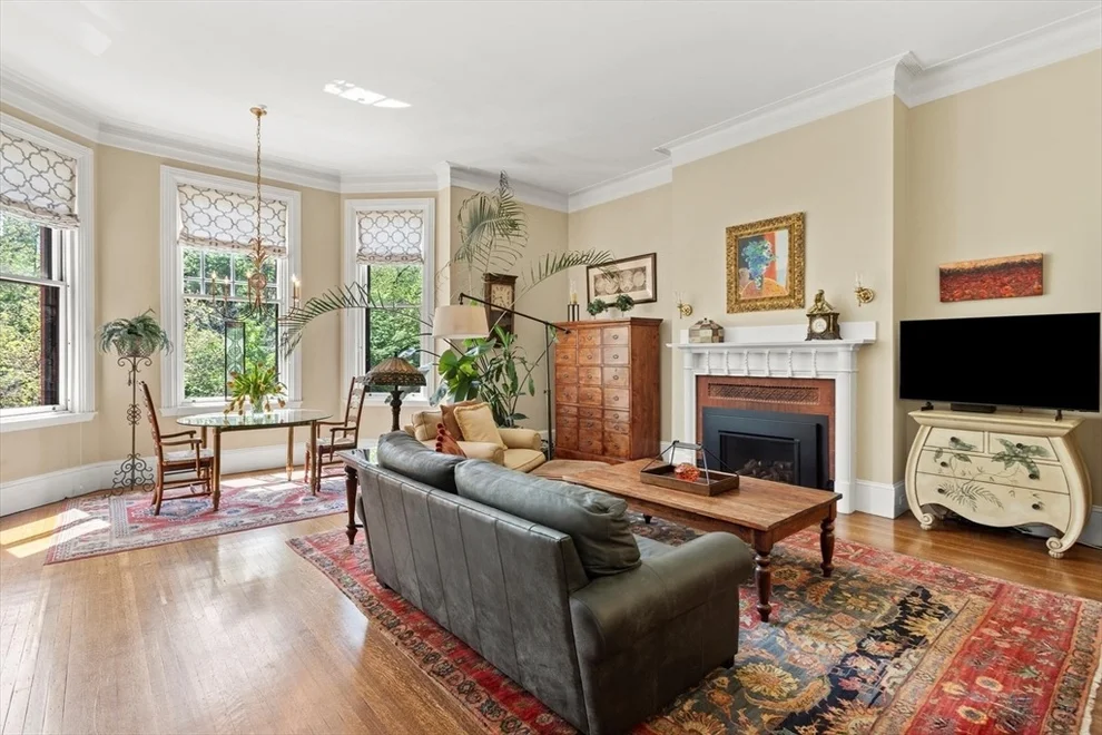 Unit for sale at 261 Commonwealth Avenue, Boston, MA 02116