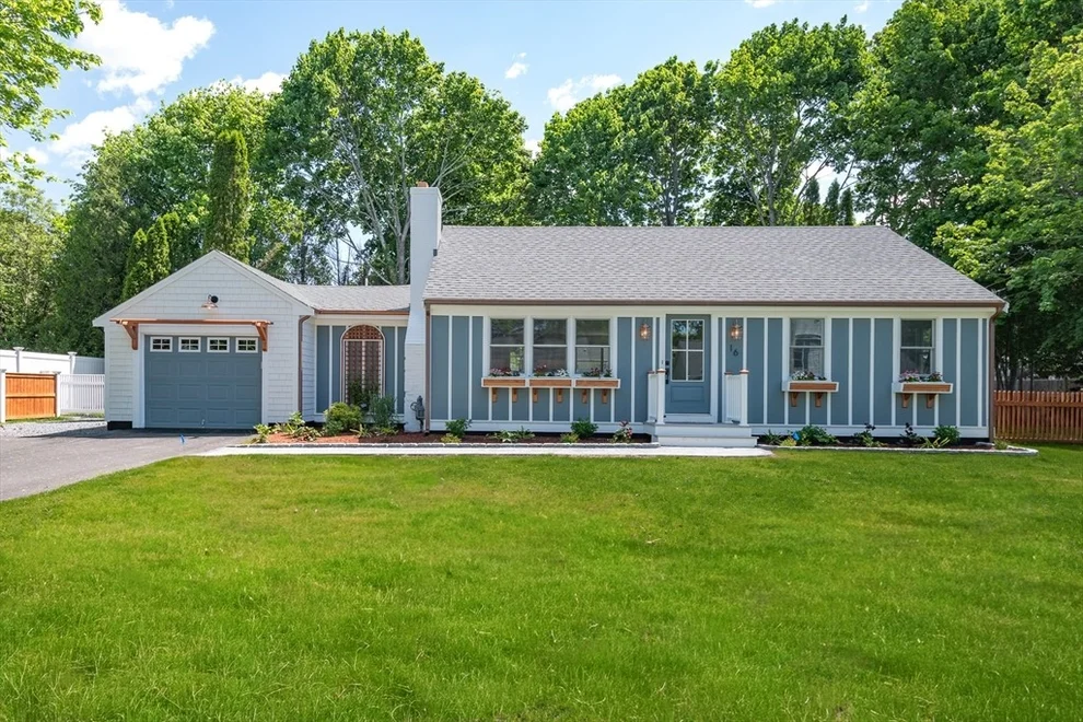 Unit for sale at 16 Carolyn Ln, Falmouth, MA 02536