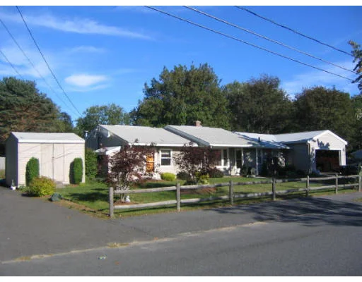 Unit for sale at 4 Azalea Lane, Peabody, MA 01960