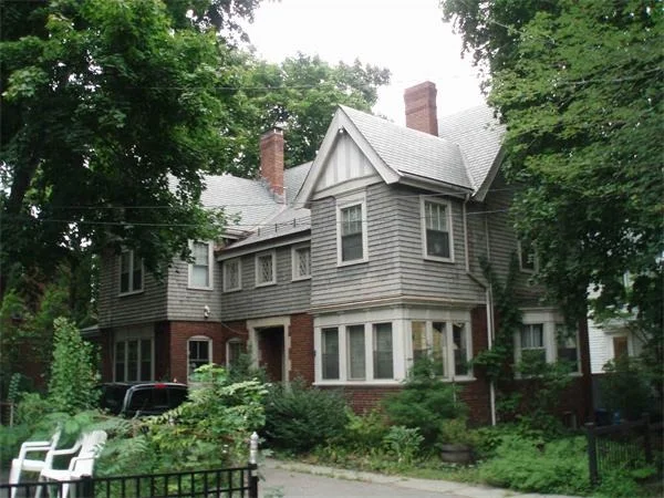 Unit for sale at 15 Clinton Street, Cambridge, MA 02139