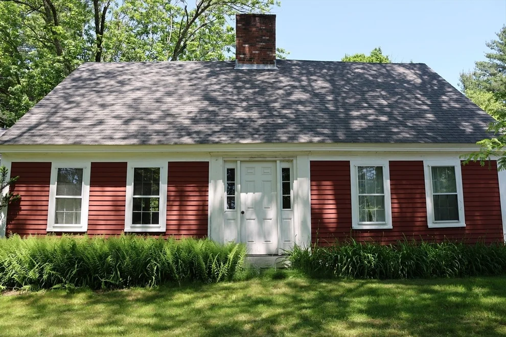 Unit for sale at 294 Silver St, Hanover, MA 02339