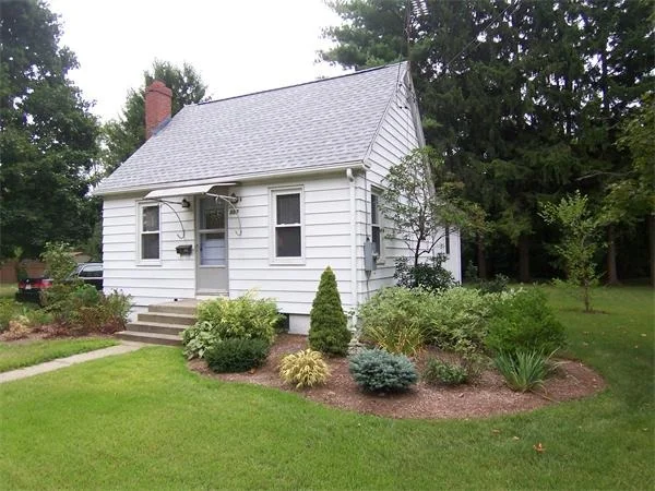 Unit for sale at 110 Fern St, Northampton, MA 01062