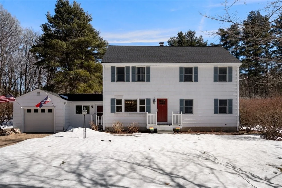 Unit for sale at 92 Seekonk St, Norfolk, MA 02056