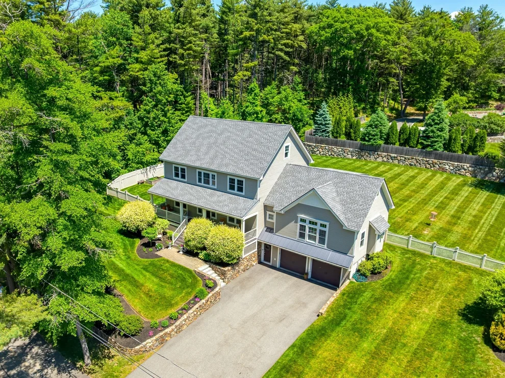 Unit for sale at 5 Lakeshore Ave, Beverly, MA 01915