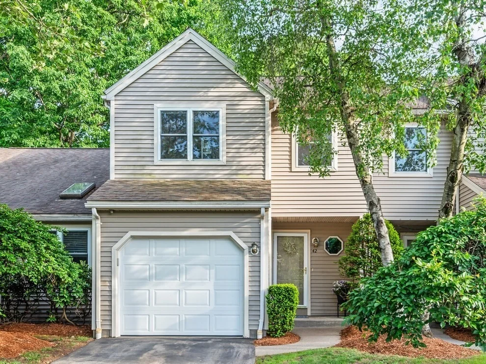 Unit for sale at 42 John Dr, Grafton, MA 01536