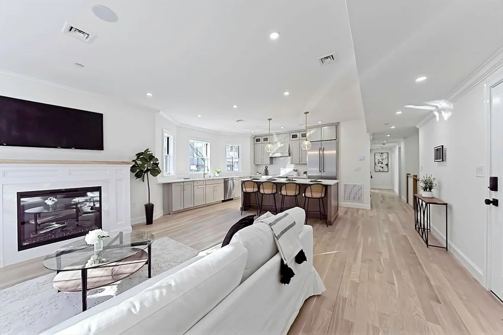 Unit for sale at 252 Lexington Avenue, Cambridge, MA 02138