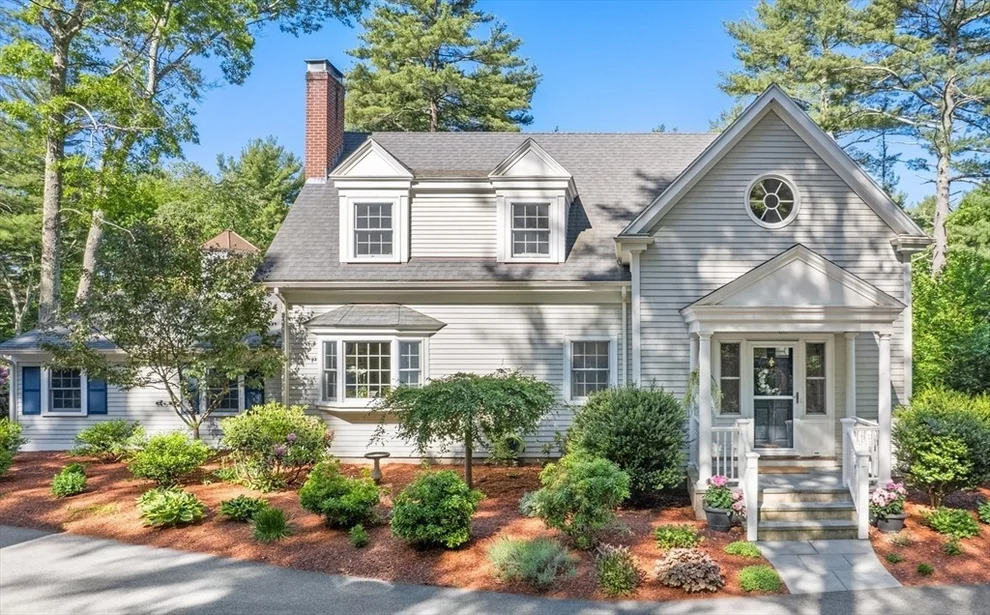 Unit for sale at 2 Woodridge Rd, Dover, MA 02030