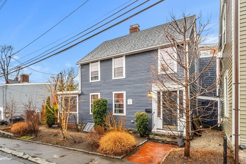 Unit for sale at 19 Middle Street, Marblehead, MA 01945
