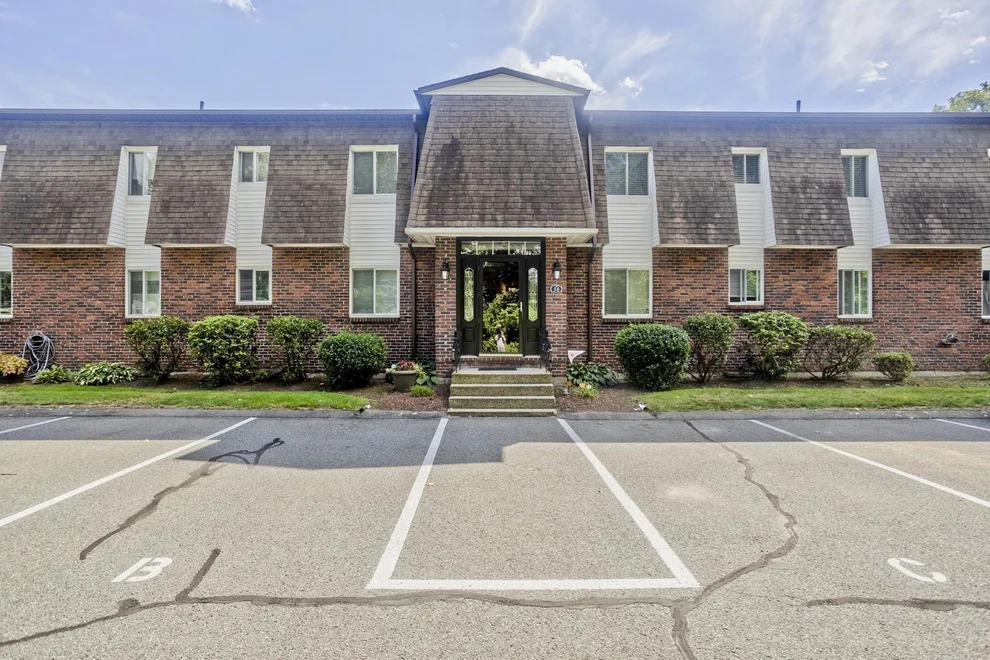 Unit for sale at 20 Lawrence Ave, South Hadley, MA 01075