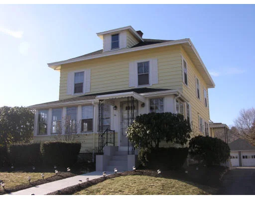 Unit for sale at 54 Oak Street, Wellesley, MA 02482
