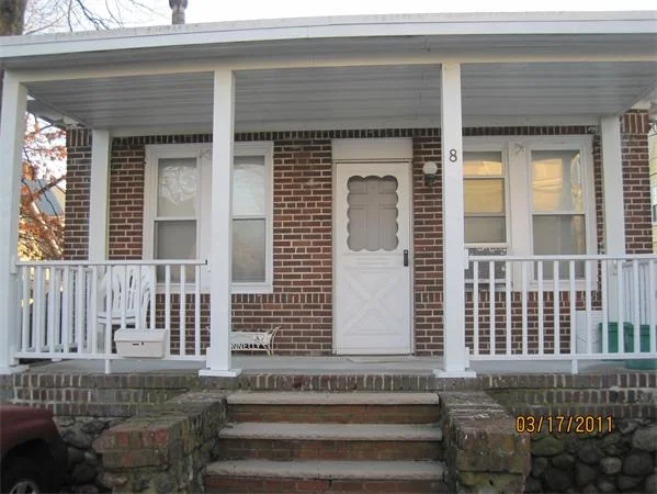 8 Baker Road